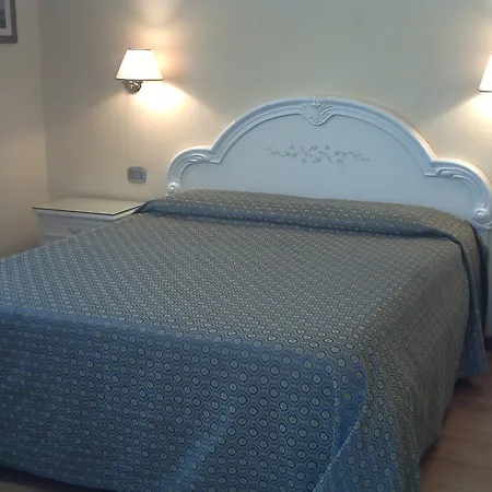 Hotel Annabella Roof Terrace 3*