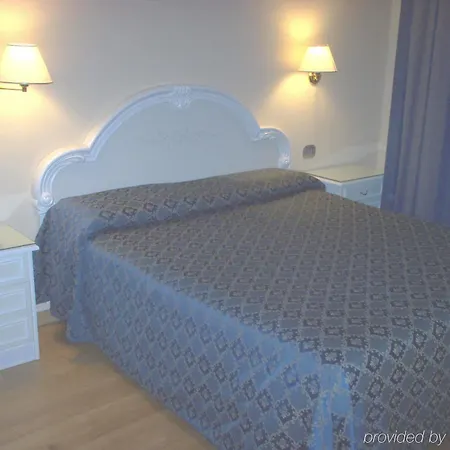 Hotel Annabella Roof Terrace 3*